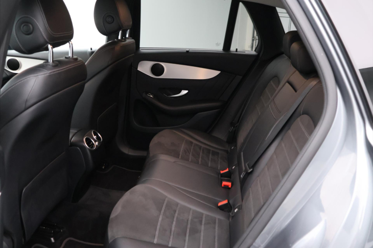 Mercedes-Benz GLC 2,0 220d 143kW 4X4 LED