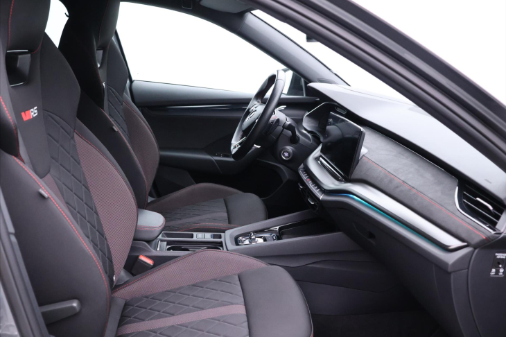 Škoda Octavia 2,0 TDI RS 147kW DSG 4x4 DPH