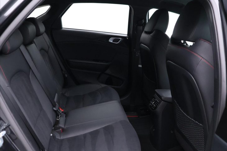 Kia ProCeed 1,6 T-GDI 150kW Aut. DPH CZ GT