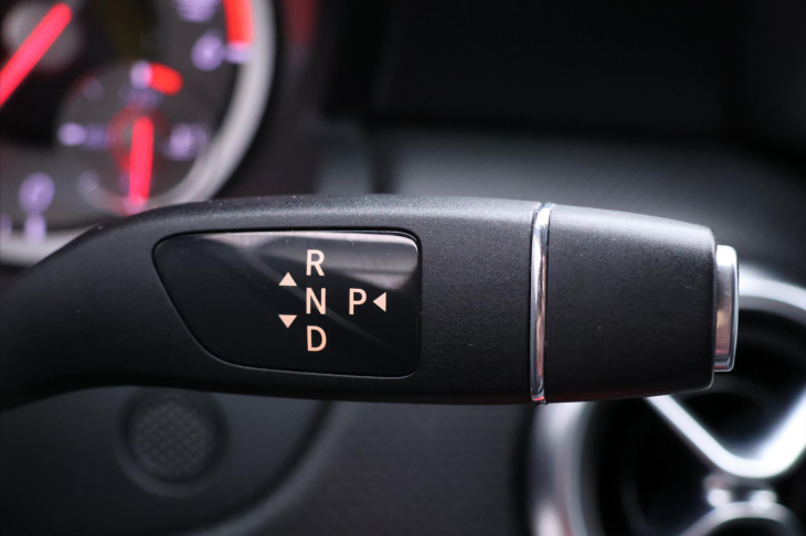 Mercedes-Benz Třídy A 2,1 200CDI 100kW Aut. Kůže