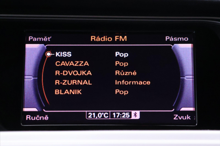 Audi A4 2,0 TDI 125kW S-Line Aut.klima