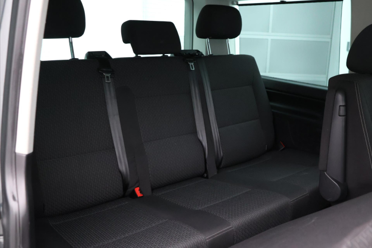 Volkswagen Multivan 2,0 TDI 110kW Trendline 7-Míst
