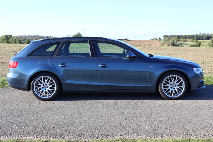 Audi A4 2,0 TDI 130kW Quattro S line