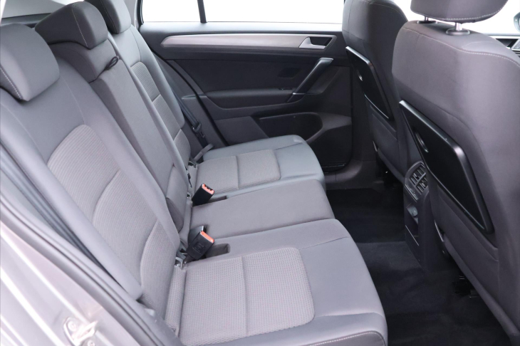 Volkswagen Golf Sportsvan 1,4 TSI 92kW DSG 1.Maj Serv.k.