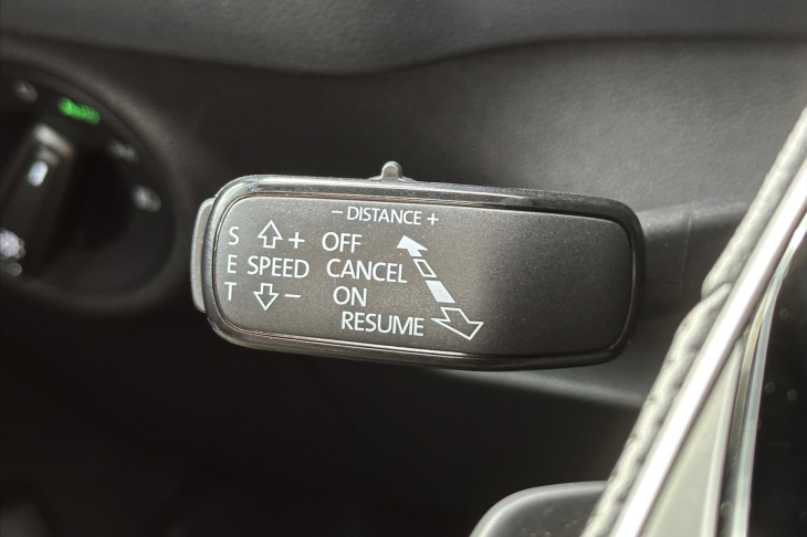 Škoda Karoq 2,0 TDI Sportline 4x4 DSG 1.maj