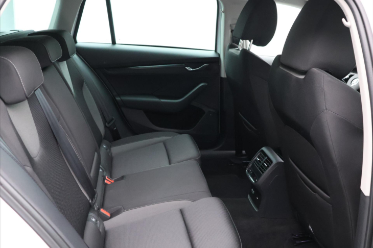 Škoda Octavia 2.0 TDI 110kW DSG Matrix DPH