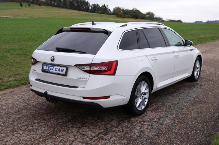 Škoda Superb 2,0 TDI DSG Style+  Navi ACC