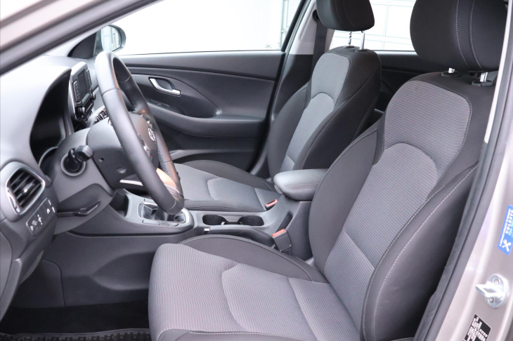 Hyundai i30 1,4 CVVT 73kW Klima CZ