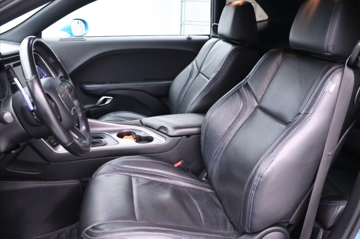 Dodge Challenger 5,7 L V8 HEMI 280kW DPH