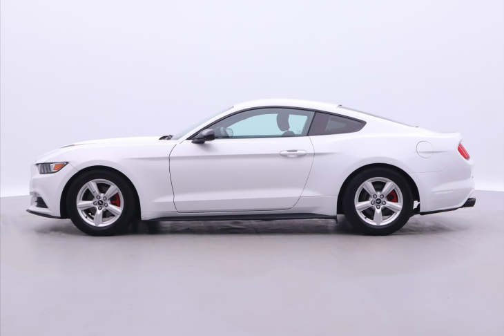 Ford Mustang 3,7 V6 225kW Automat Xenon