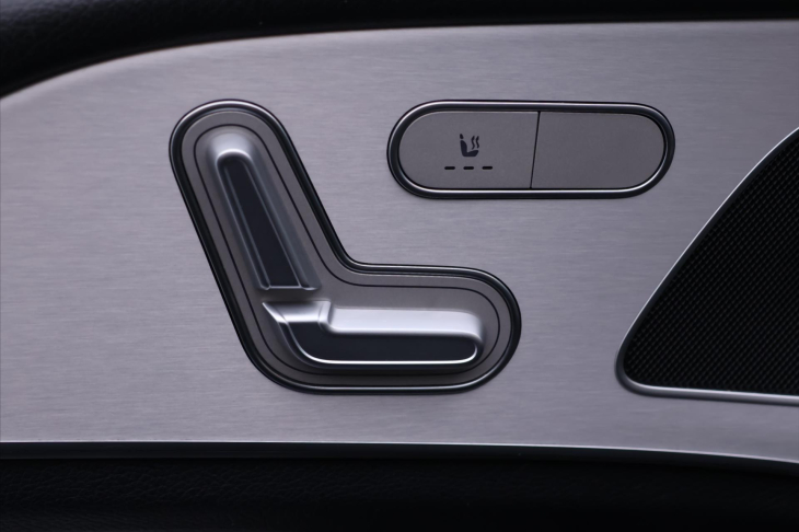 Mercedes-Benz GLE 2,0 300d 4MATIC 180kW CZ DPH