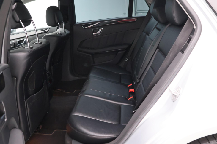 Mercedes-Benz Třídy E 3,0 350CDI 170kW CZ Avantgarde