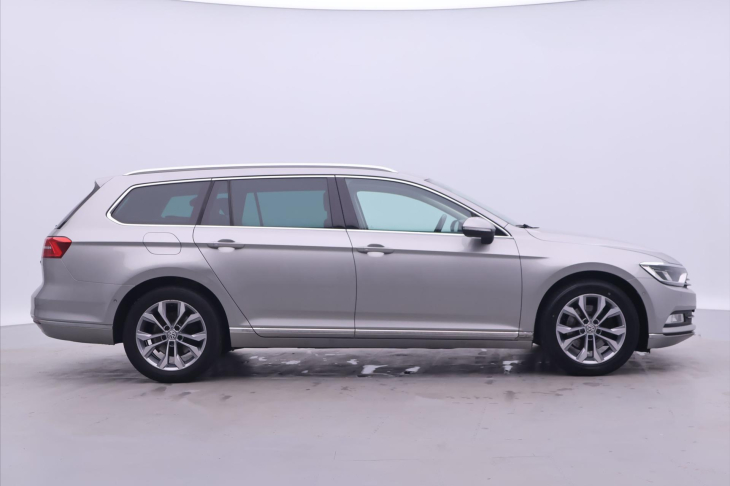 Volkswagen Passat 2,0 TDI 110kW DSG CZ Highline