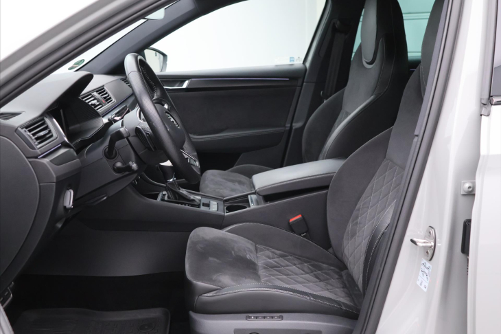Škoda Superb 2,0 TDI 147kW DSG CZ Sportline DPH