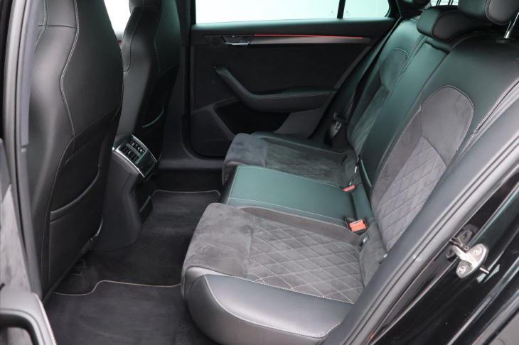 Škoda Superb 2.0 TDI 147kW DSG CZ Sportline