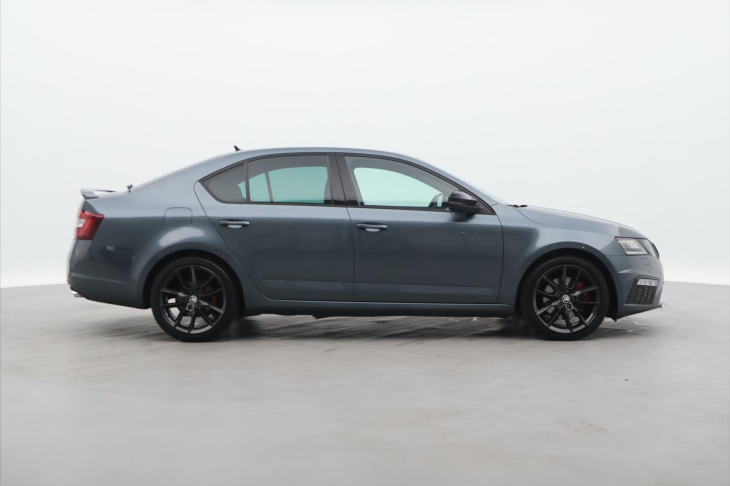 Škoda Octavia 2,0 TDI 135kW RS DSG 1.Maj.
