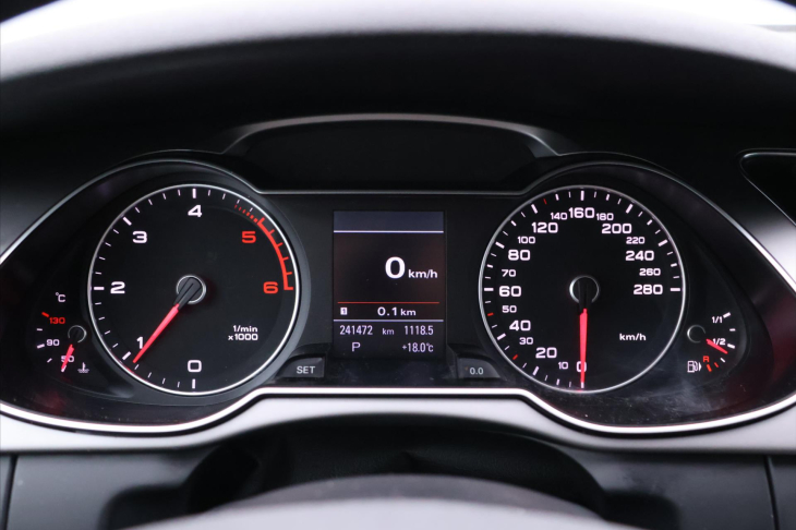 Audi A4 2,0 TDI 105kW Aut. CZ Klima