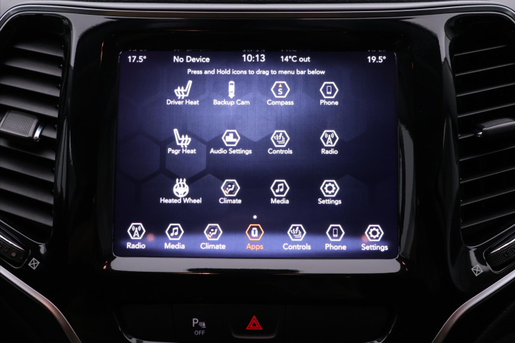 Jeep Cherokee 3,2 200kW AWD Kamera 1.Maj DPH