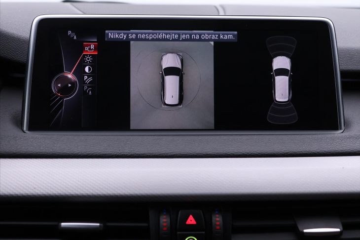 BMW X5 3,0 40d 230kW xD CZ M Paket DPH