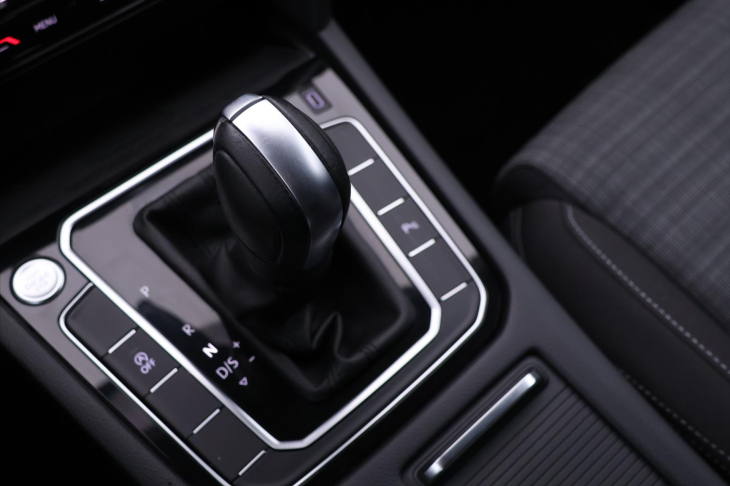 Volkswagen Passat 2,0 TDI 110kW DSG Matrix Virtual