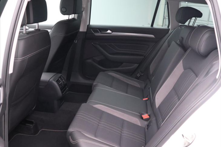 Volkswagen Passat 2,0 TDI 147kW 4M DSG CZ Alltrack