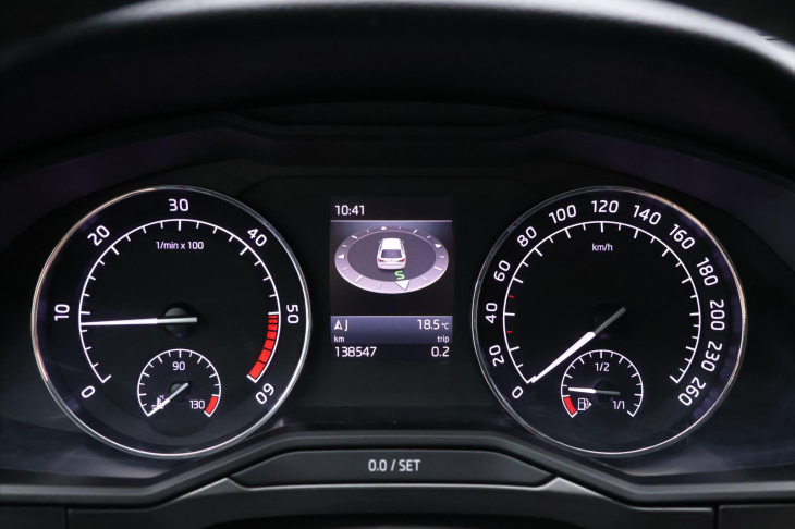 Škoda Superb 2,0 TDI 110kW Style Combi DPH