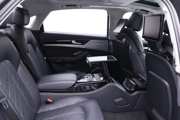 Audi A8 6,3 FSI W12 Quatrro Tiptronic 368kW