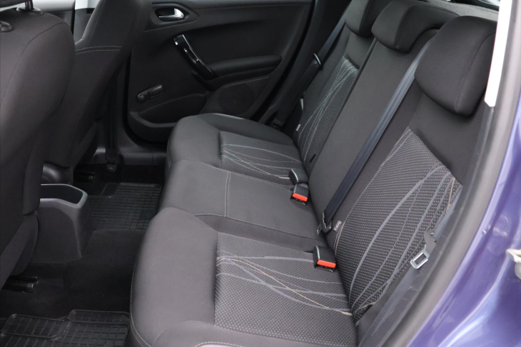 Peugeot 208 1,2 PT 60kW CZ Active Klima CZ