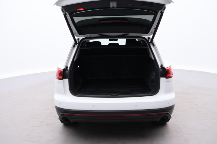 Volkswagen Touareg 3,0 TDI 170 kW Elegance Aut.