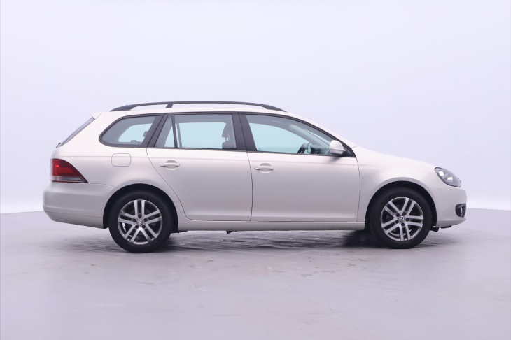 Volkswagen Golf Variant 1,6 TDI 77kW DSG Aut.klima CZ