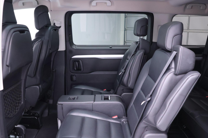 Citroën SpaceTourer 2,0 HDI 130kW Aut. XL 7-Míst