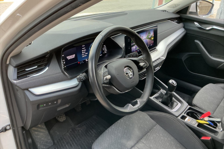 Škoda Octavia 1,5 TSI 110kW Style Aut.klima