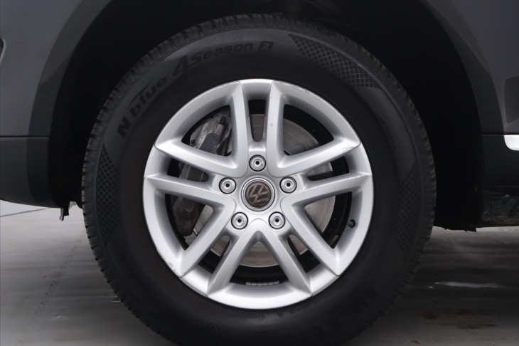 Volkswagen Touareg 3,0 TDI V6 176kW Tiptronic CZ
