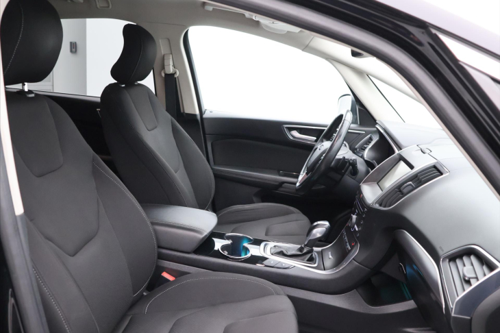 Ford S-MAX 2,0 TDCi Aut. Titanium 7-Míst
