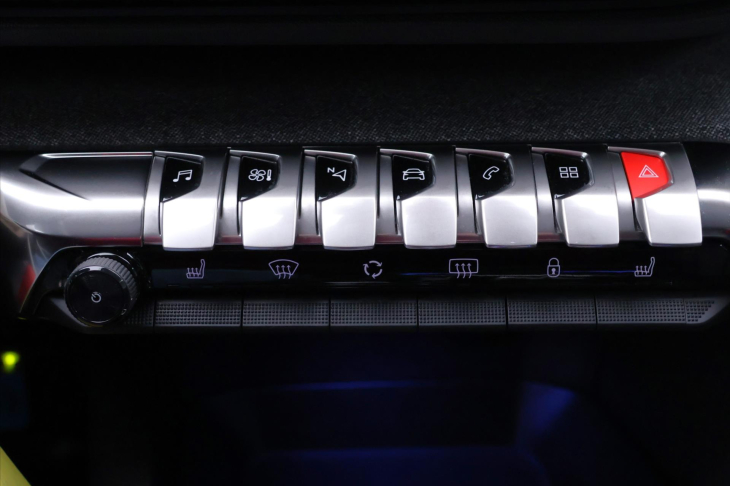 Peugeot 5008 1,5 HDI 96kW Aut. Allure DPH