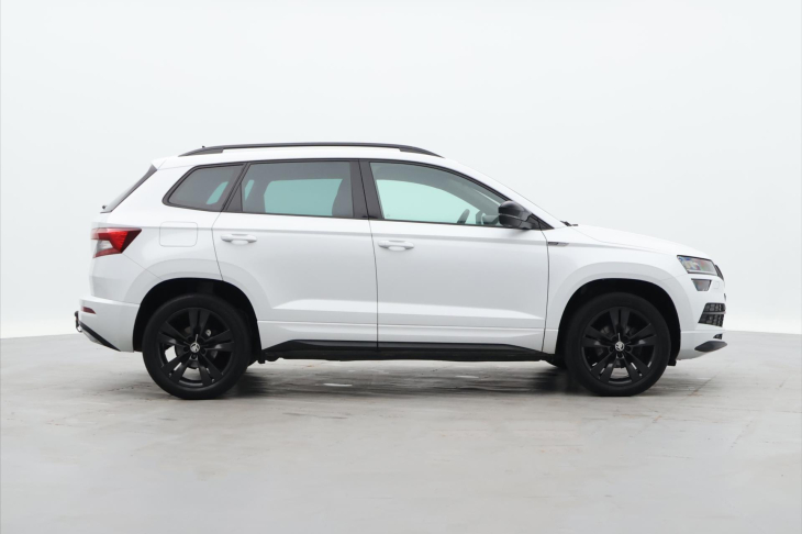Škoda Karoq 1,5 TSI 110kW Sportline DSG CZ DPH