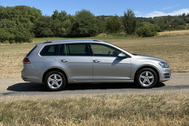 Volkswagen Golf 1,4 TSI 90kW DSG Highline Xenon