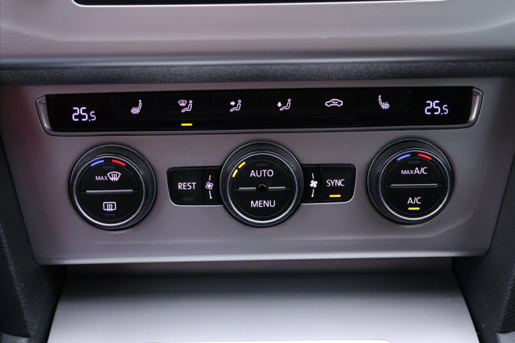 Volkswagen Passat 2,0 TDI 110kW CZ Comfortline