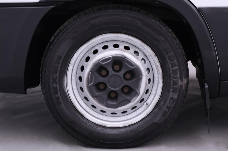 Iveco Daily 3,0 35S18 132kW L4H2 DPH