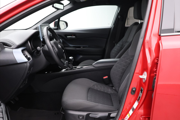 Toyota C-HR 1,2 Turbo 85kW Style CZ Navi
