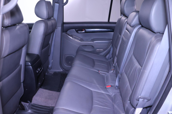 Toyota Land Cruiser 3,0 D4-D Aut. CZ Lux+ Kůže DPH