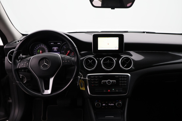 Mercedes-Benz CLA 2,1 CDI 125kW Aut. Xenon Kůže