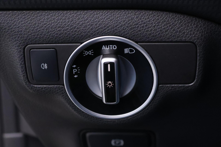 Mercedes-Benz Třídy A 1,8 180CDI 80kW Aut. CZ Xenon