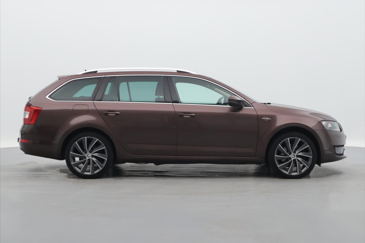 Škoda Octavia 2,0 TDI DSG 4x4 135kW CZ L&K