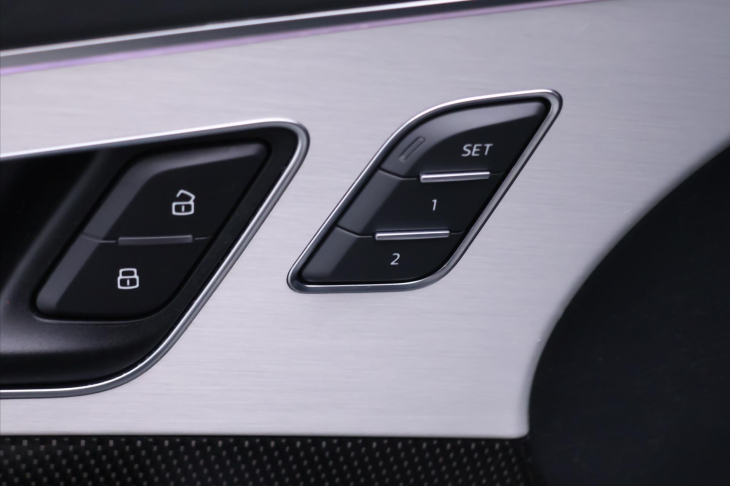 Audi SQ7 4,0 TDI Quattro 320kW CZ DPH