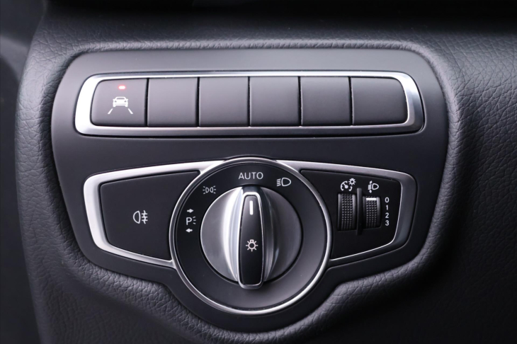 Mercedes-Benz Třídy V 2,0 220d 120kW Aut. Long DPH