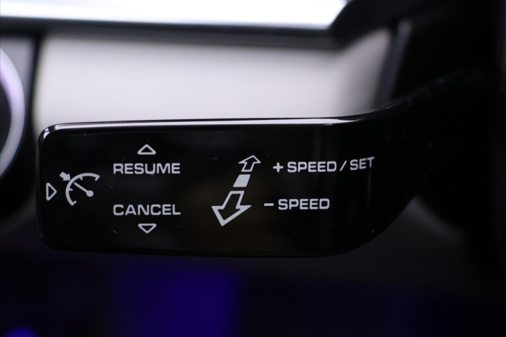 Porsche Panamera 4,0 V8 310kW Chrono Bose CZ 4S