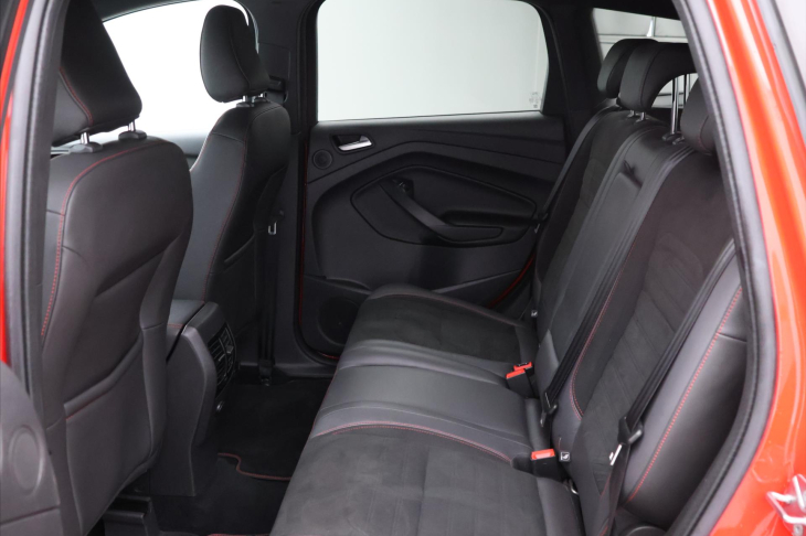 Ford Kuga 2.0 TDCi 132kW AWD ST-Line