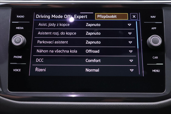 Volkswagen Tiguan Allspace 2,0 TDI DSG R-line 4M 1Maj DPH