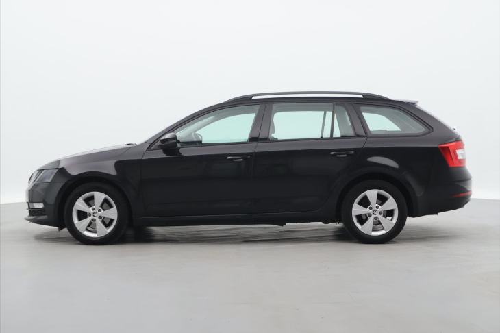 Škoda Octavia 1,5 TSI 110kW Ambition DSG CZ